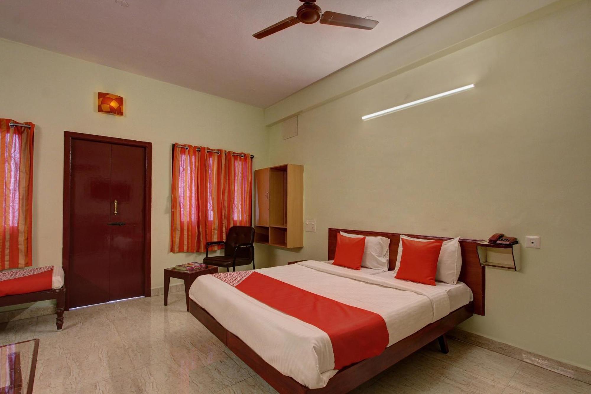 Hotel O Radhakrishna Madurai Bagian luar foto